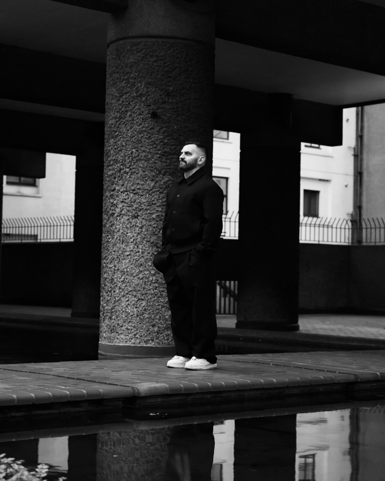 CENKK by concrete columns